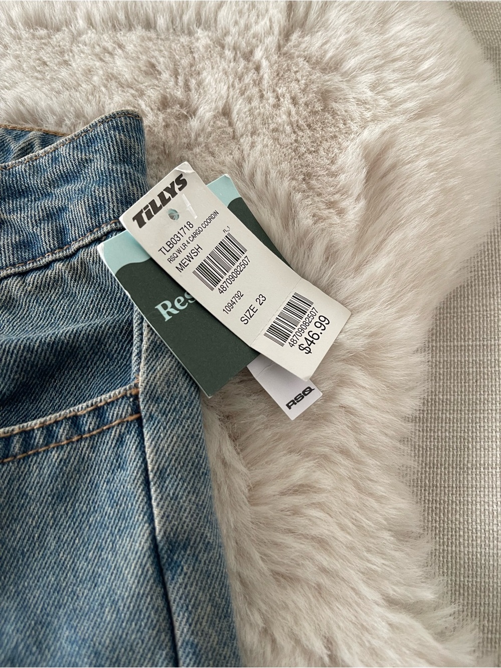 Tillys RSQ baggy jeans sz 23 nwt - Picture 6 of 6